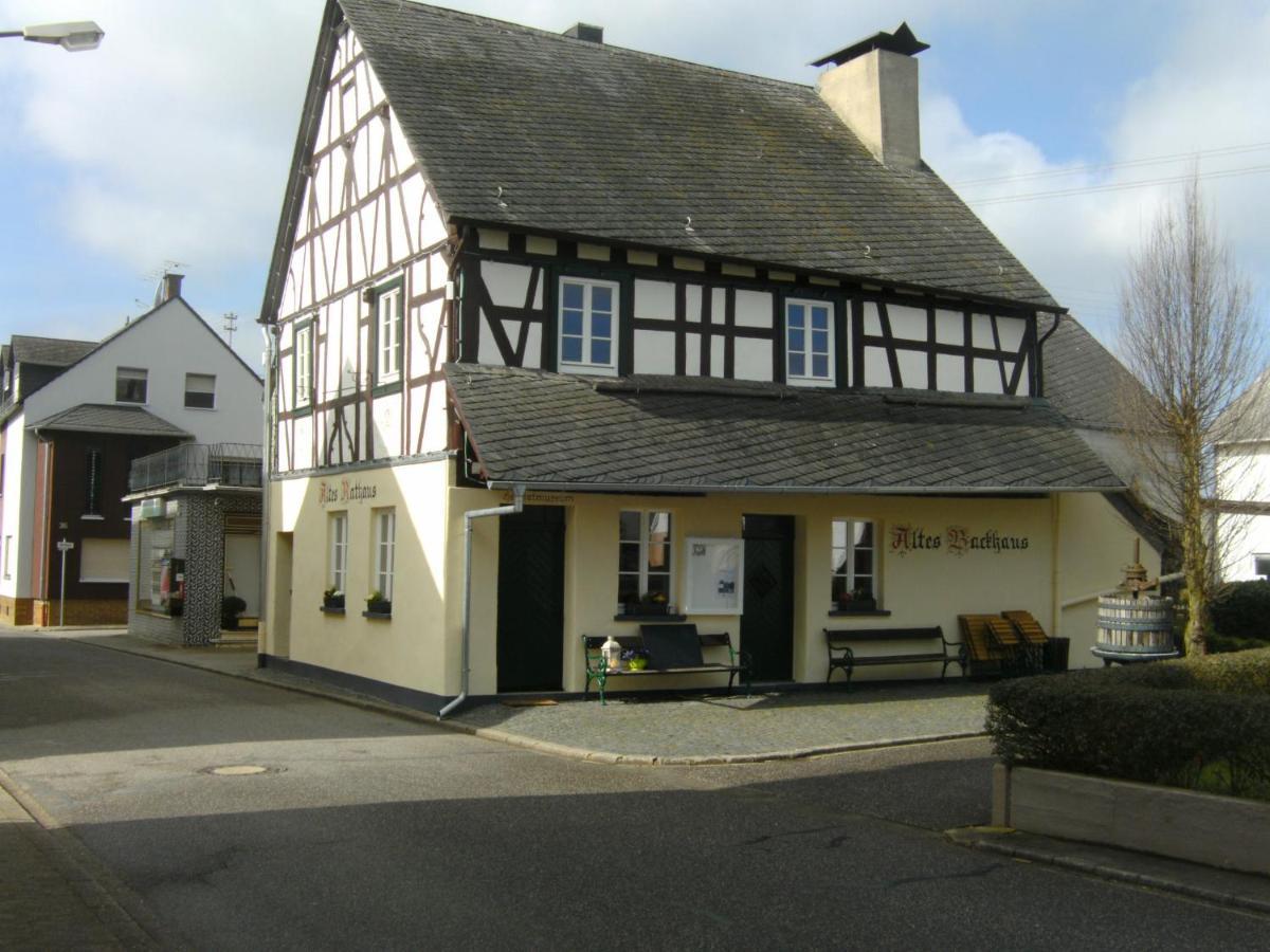 Adelheid Brachtendorf Apartment